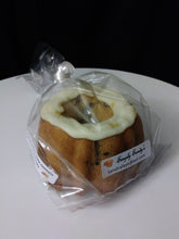 Sample Box - (Minimum of four cake purchase required)
